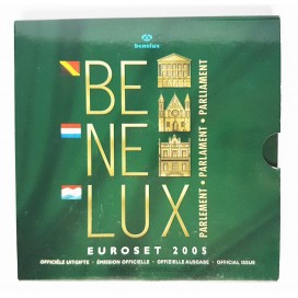 BU BENELUX 2005 - C'est en effet à 15 000 exemplaires qu'est fabriqué le coffret Brillant Universel Benelux 2005 (40 000 en 2004